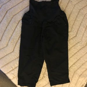 Black maternity Capri pants
